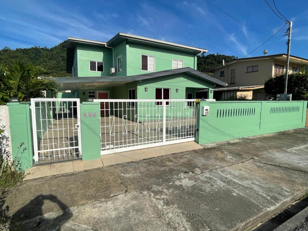 Arlene's Nest Diego Martin - 3 Bedroom 1 & half bath Cozy Apt - B&B Diego Martin