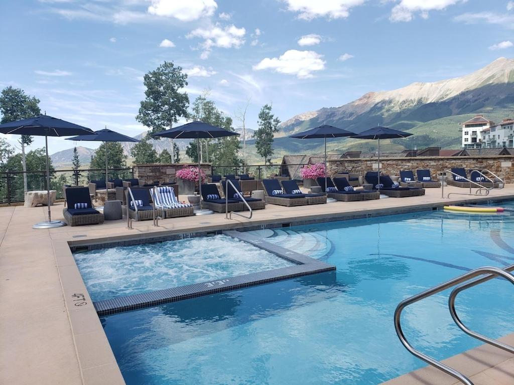 Luxury Residence at a 5 Star Hotel at the Heart of Mountain Village - Telluride - Chambres d'hôtes Telluride