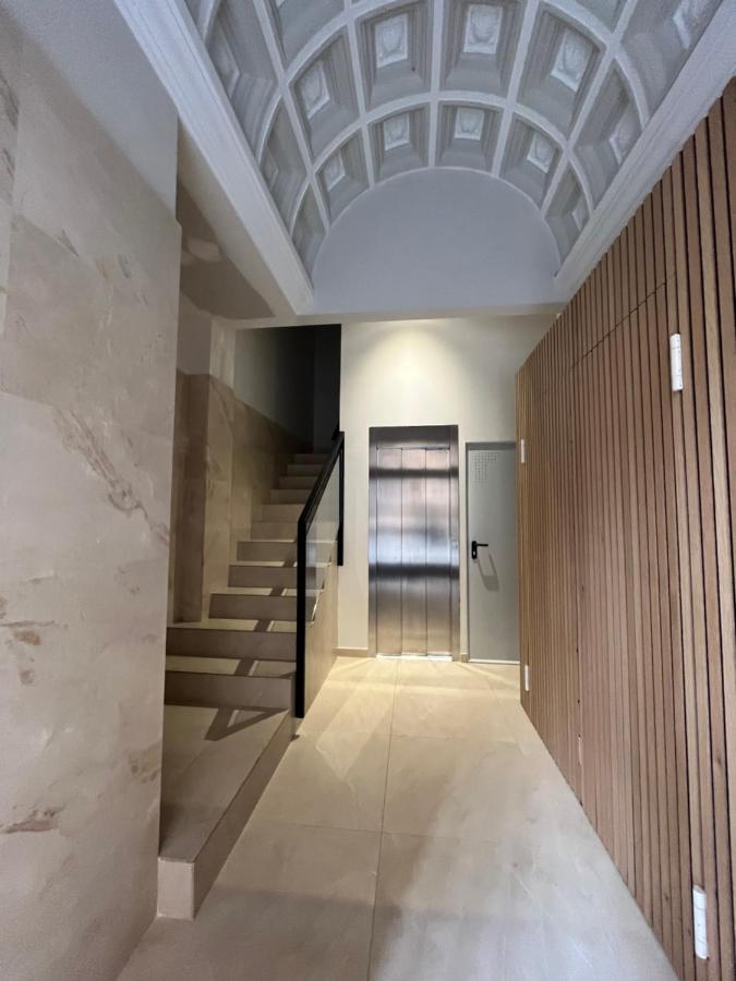 Apartamento Único en Plaza del Pilar - B&B Saragozza