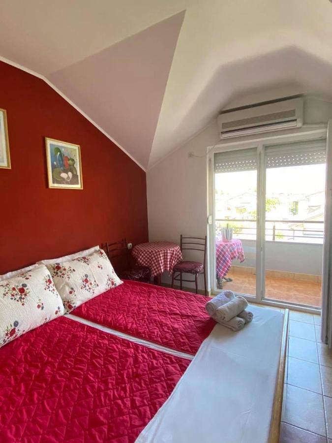 Habitación Triple con balcón