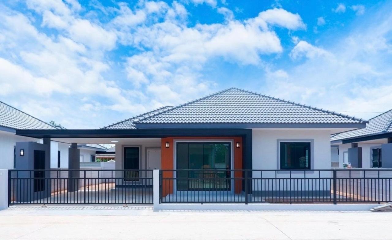 LARGE & QUIET 3bd Home with Security & Pool - B&B Ubon Ratchathani