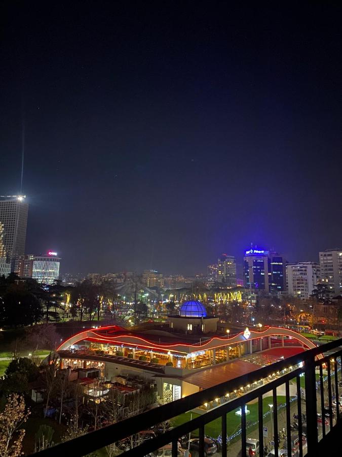 Central Park Rooms - Bed and Breakfast Tirana