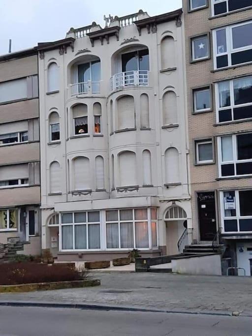 Villa Jean gezellig appartement met zeezicht - Bed and Breakfast