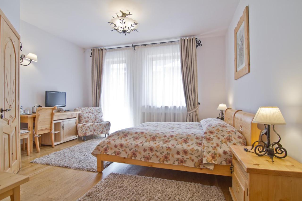 Familiekamer (2 Volwassenen + 1 Kind)