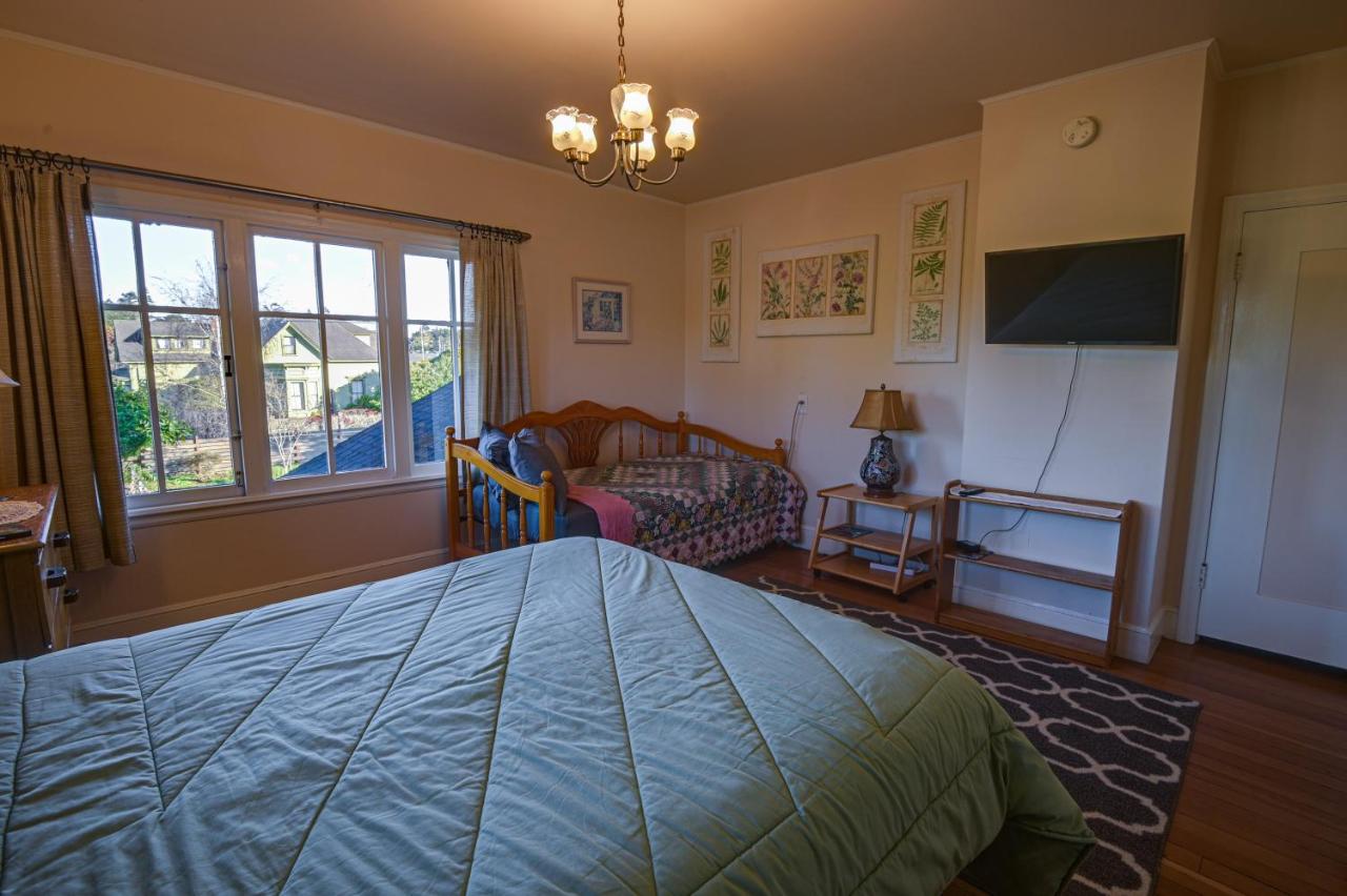 Deluxe Double Room with Bath