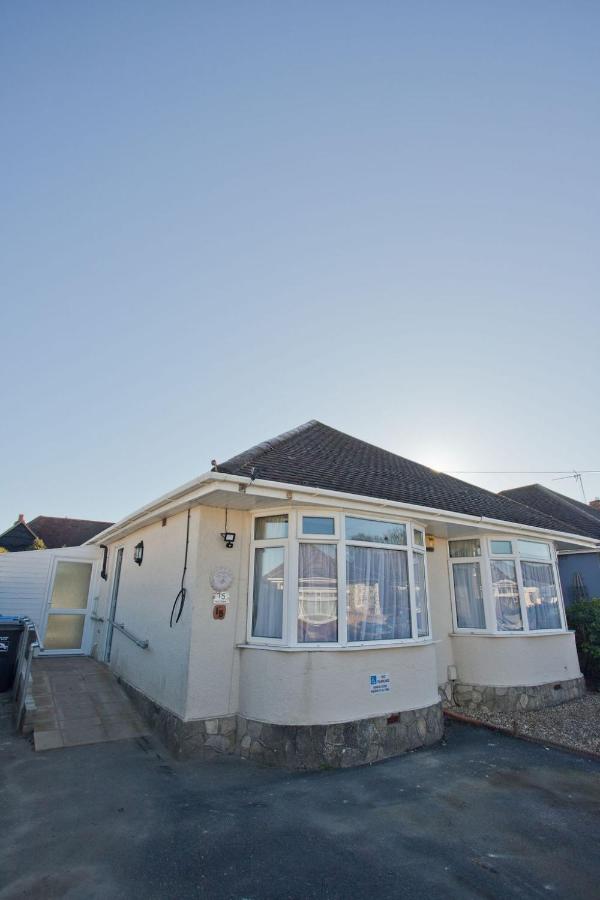 B&B Parkstone - Hilda's Retreat Accessible wheel chair friendly with hoist - Bed and Breakfast Parkstone