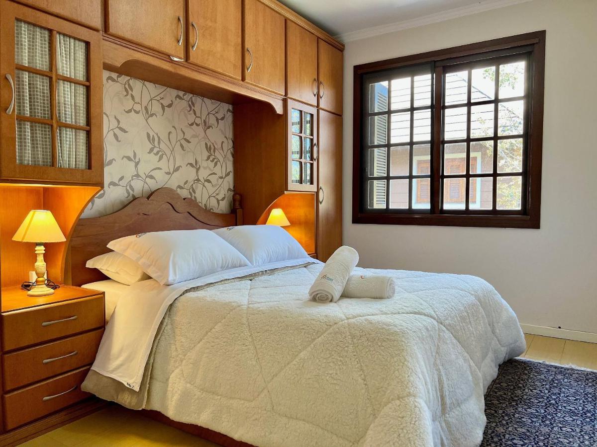 Apartamento San Pietro CENTRO 3 dorm by Achei Temporada - B&B Gramado