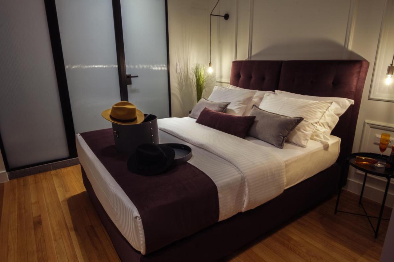 Purple One-Bedroom Suite