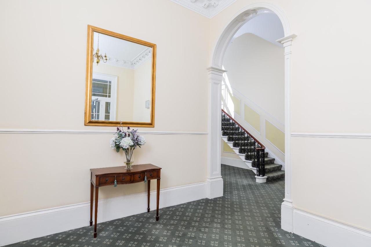 21 Montpellier House - By Luxury Apartments - B&B
