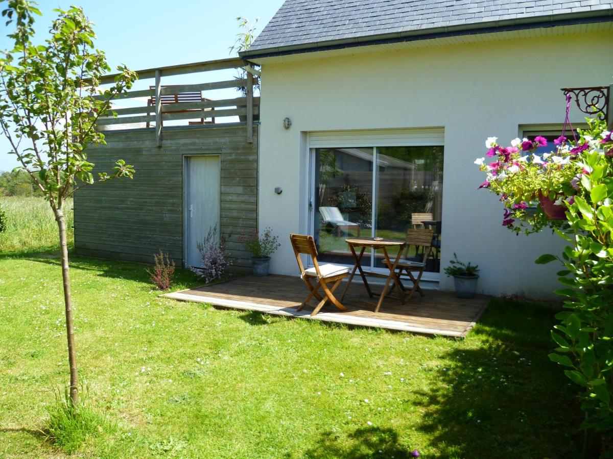 Roulotte Gîtes O bien-être massage Spa Séjour bien-être en hébergement insolite roulotte Karantez ou en gîtes Melon ou Yock à 800 m des plages Maison d'hôte Drogou - Ferienwohnung