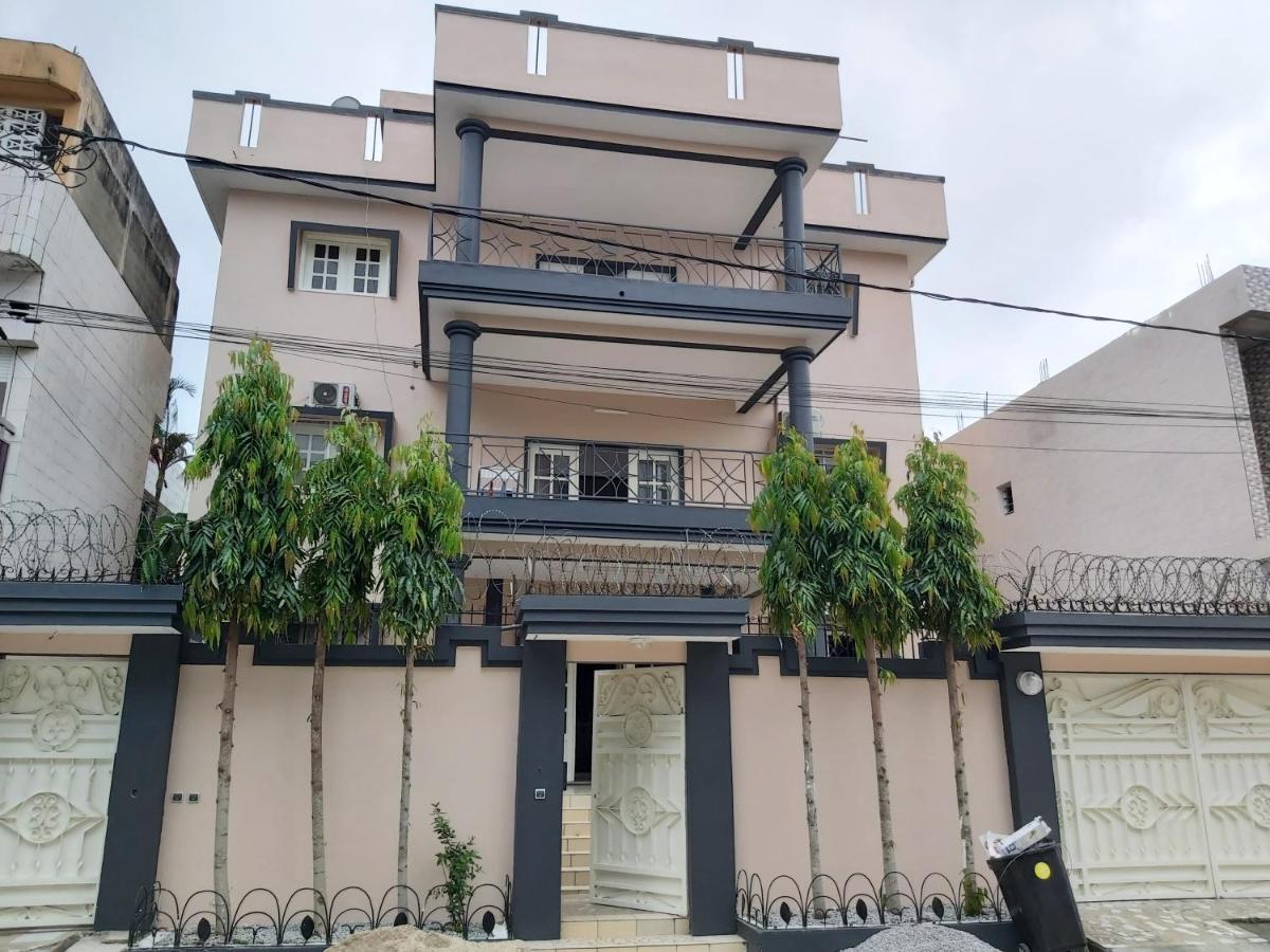 B&B Abidjan - MC Location - Bed and Breakfast Abidjan