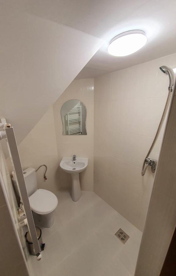 Casa Edi - Bed and Breakfast Poiana Negrii