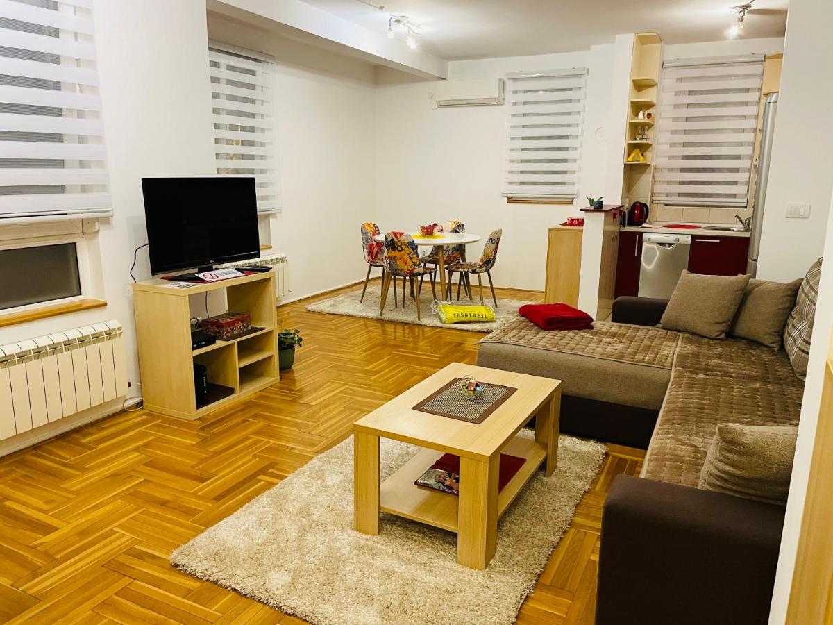 B&B Belgrad - Jolly Apartment - Belgrade - Bed and Breakfast Belgrad