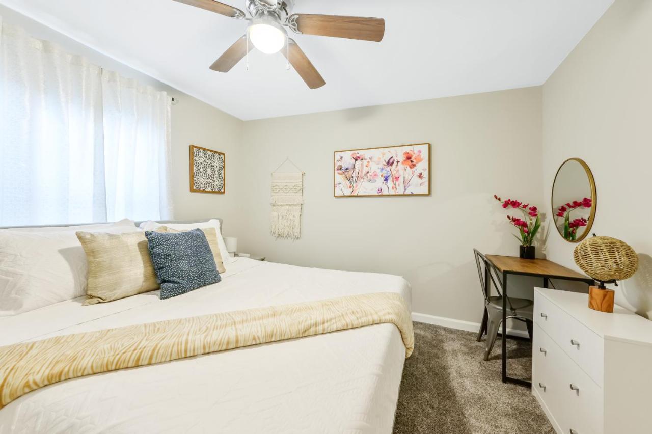 *Lux Modern Townhome * Downtown* King Beds * Duke* - B&B Durham