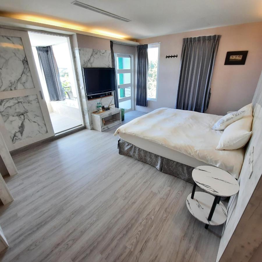 Double Room with Balcony and Sea View
