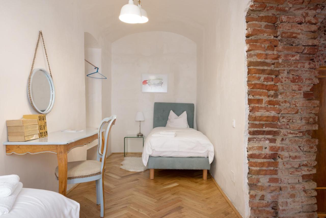 Two-Bedroom Apartment - I.C. Bratianu 24