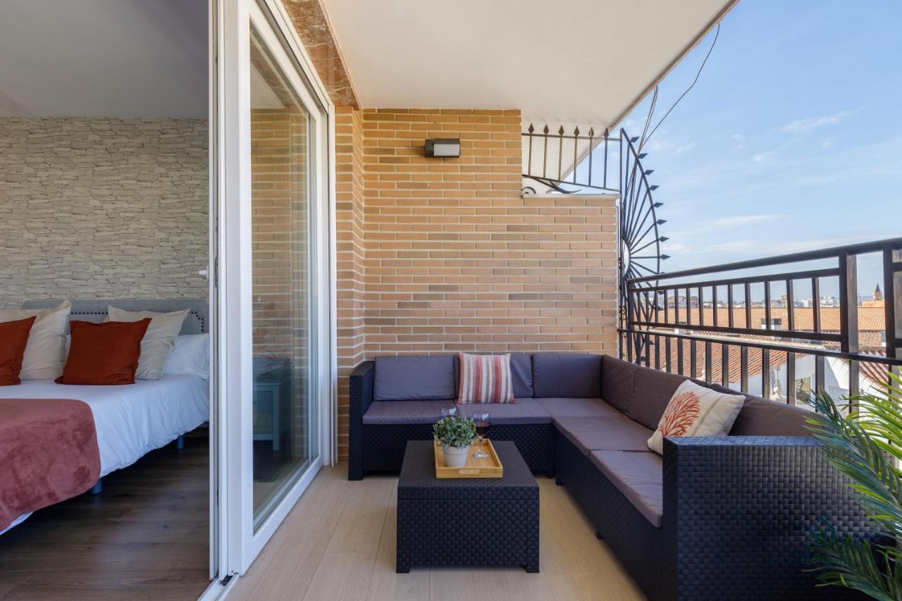 Living4Malaga Theatre Square Terrace - Ferienwohnung Málaga