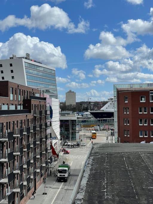 Rooftop mit Fördeblick, zentral & nah am HBF - Ferienwohnung
