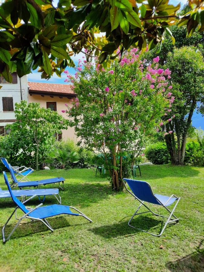 Ap. Artù - Lago di Garda - B&B