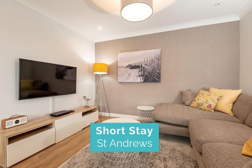 B&B St Andrews - Abbey Villa Central Boutique House with Parking - Bed and Breakfast St Andrews