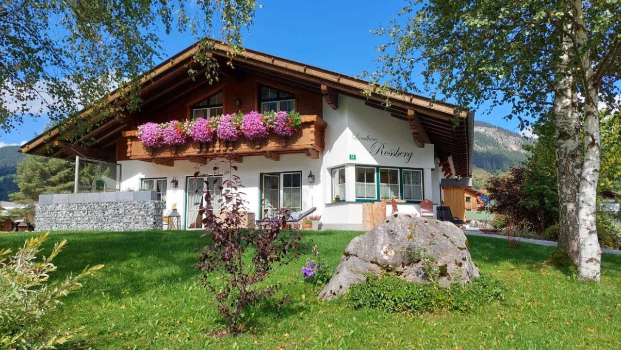 B&B Tannheim - Landhaus Rossberg - Bed and Breakfast Tannheim