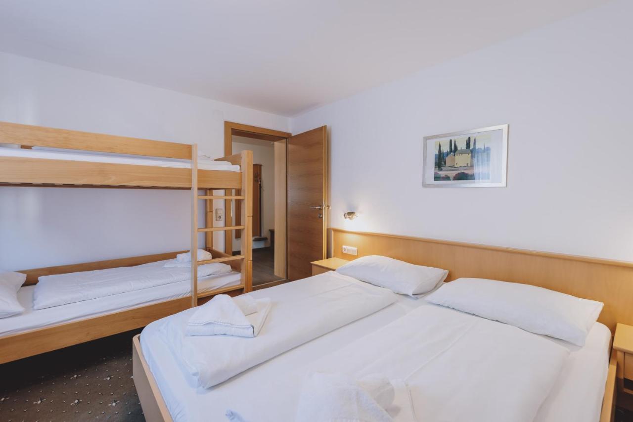 Grande Appartamento con 1 Camera da Letto e Balcone