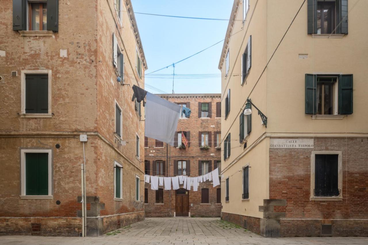 Tiepolo Apartment in the Biennale District R&R - B&B