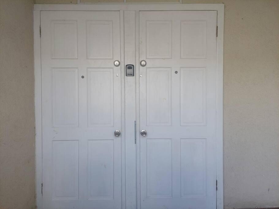 Cozy 1 bed Apt 2B in Rockley near American Embassy - B&B Bridgetown