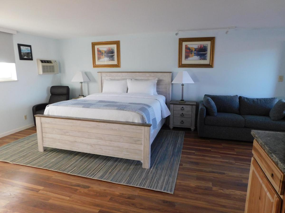 Steamboat King Suite