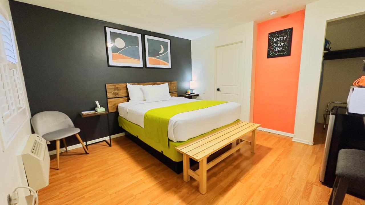 Kamer met Queensize Bed