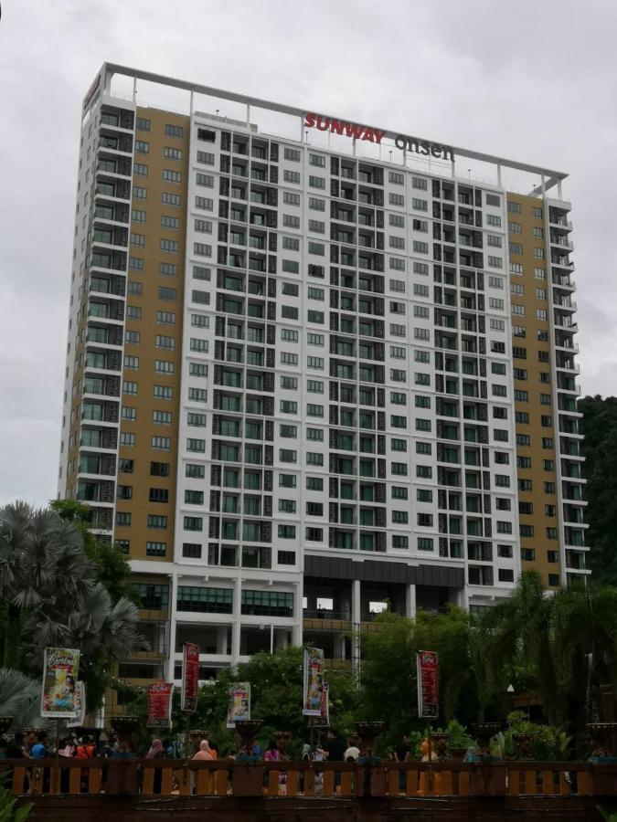 Studio in Sunway Onsen @ Lost World of Tambun for 4 - B&B