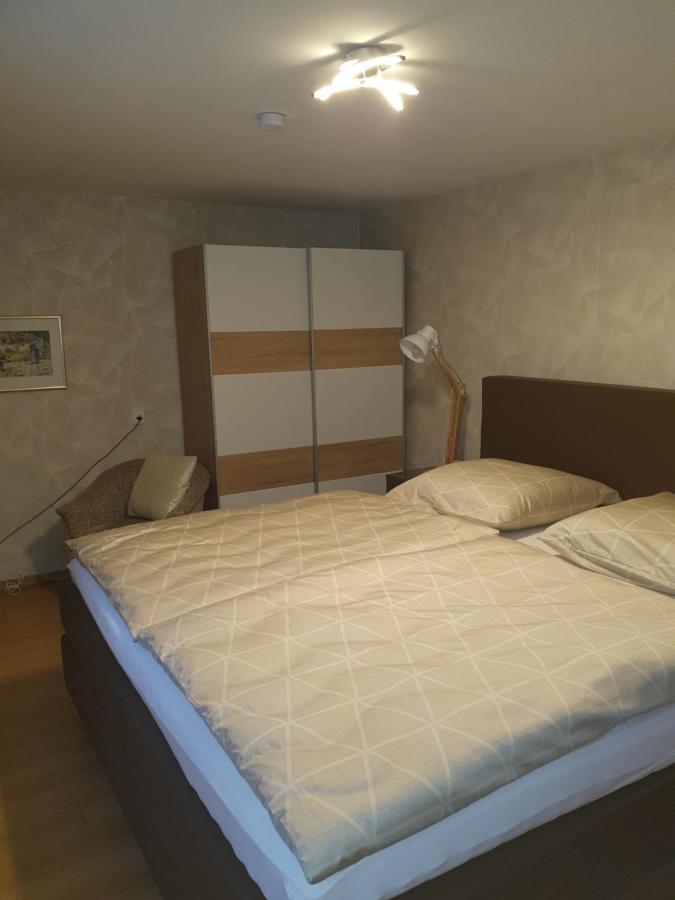 Camera Matrimoniale Standard con Bagno in Comune