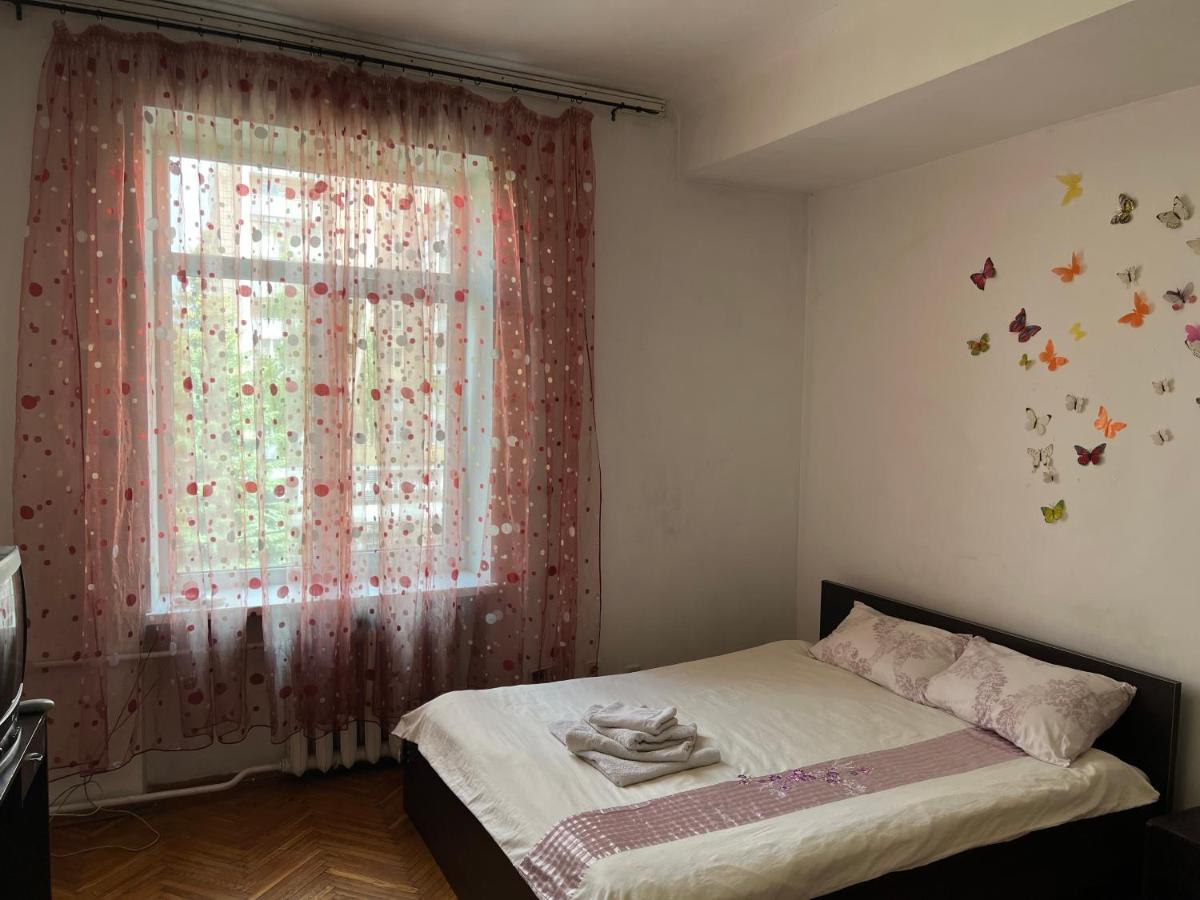 B&B Riwne - 3х комнатная квартира возле парка - Bed and Breakfast Riwne