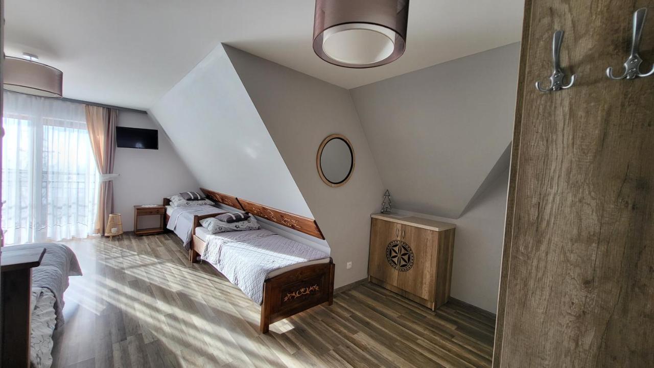 Quadruple Room with Mountain View