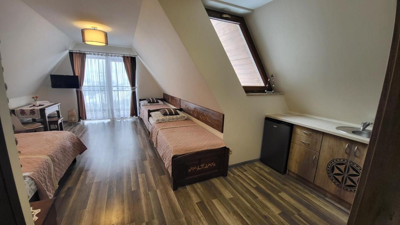 Vierbettzimmer mit Bergblick