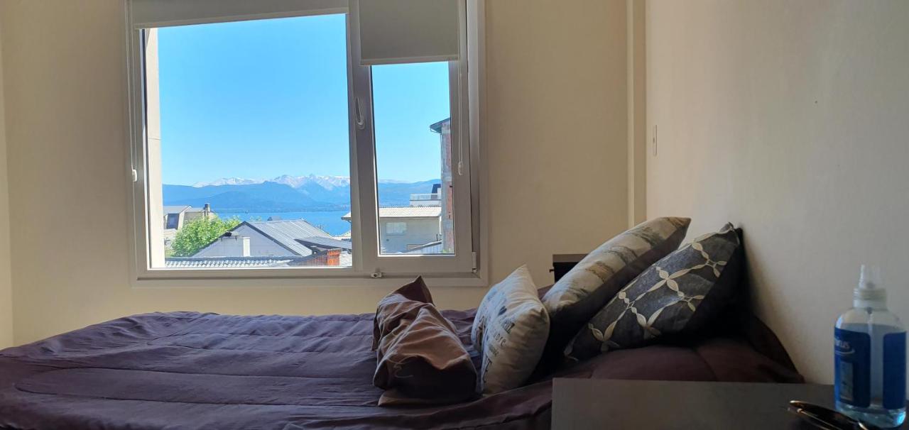 Mono Villegas 1 - B&B