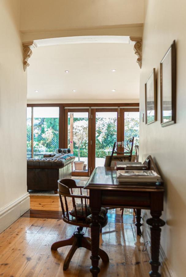Bishop Two-Bedroom Apartment (82 Molesworth street, North Adelaide)