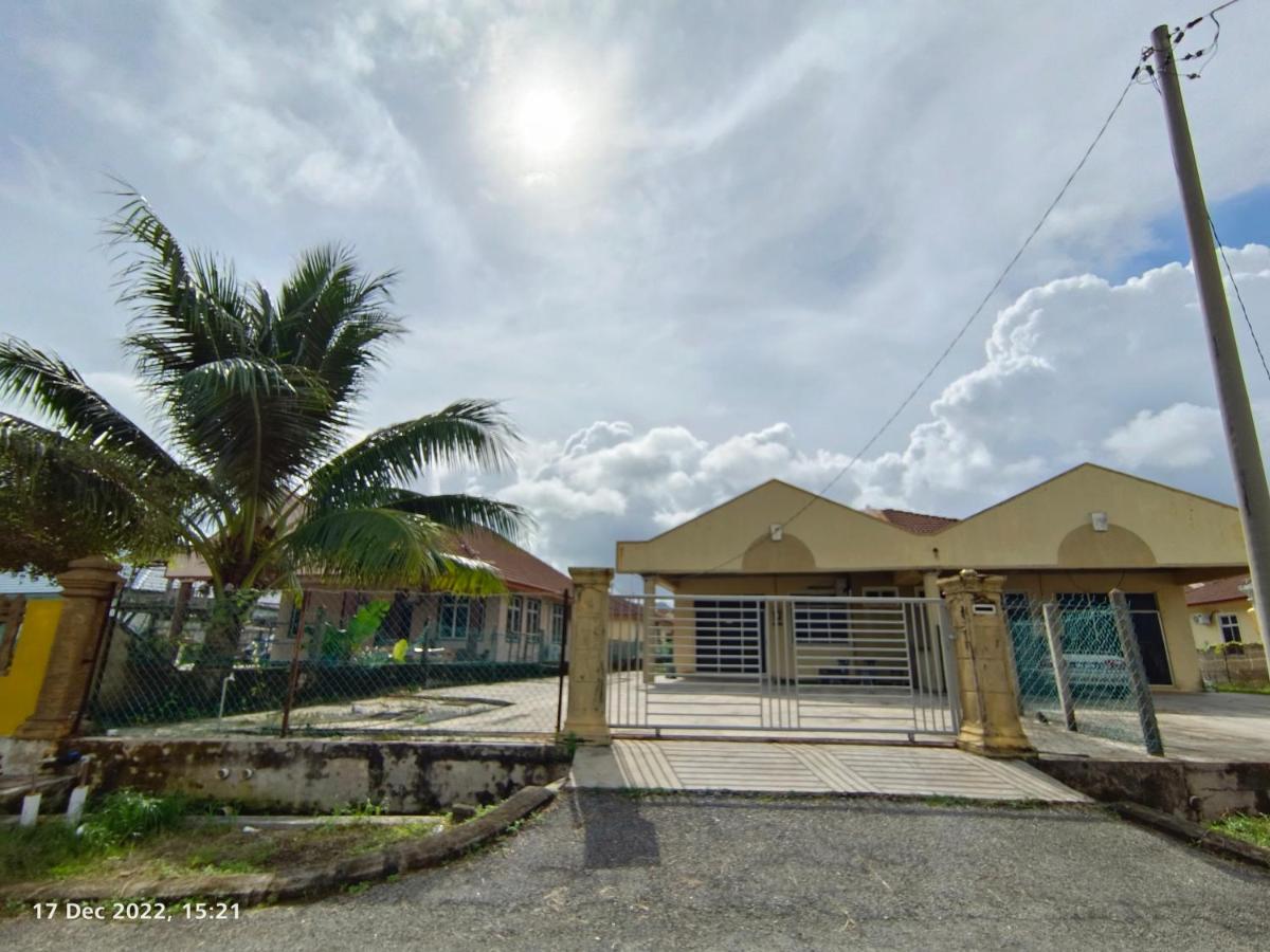 Seaview Promenade Homestay Dungun - Ferienwohnung Dungun