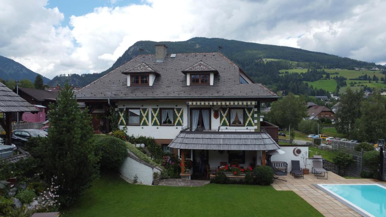 B&B Mauterndorf - Landhaus Gartler - Bed and Breakfast Mauterndorf