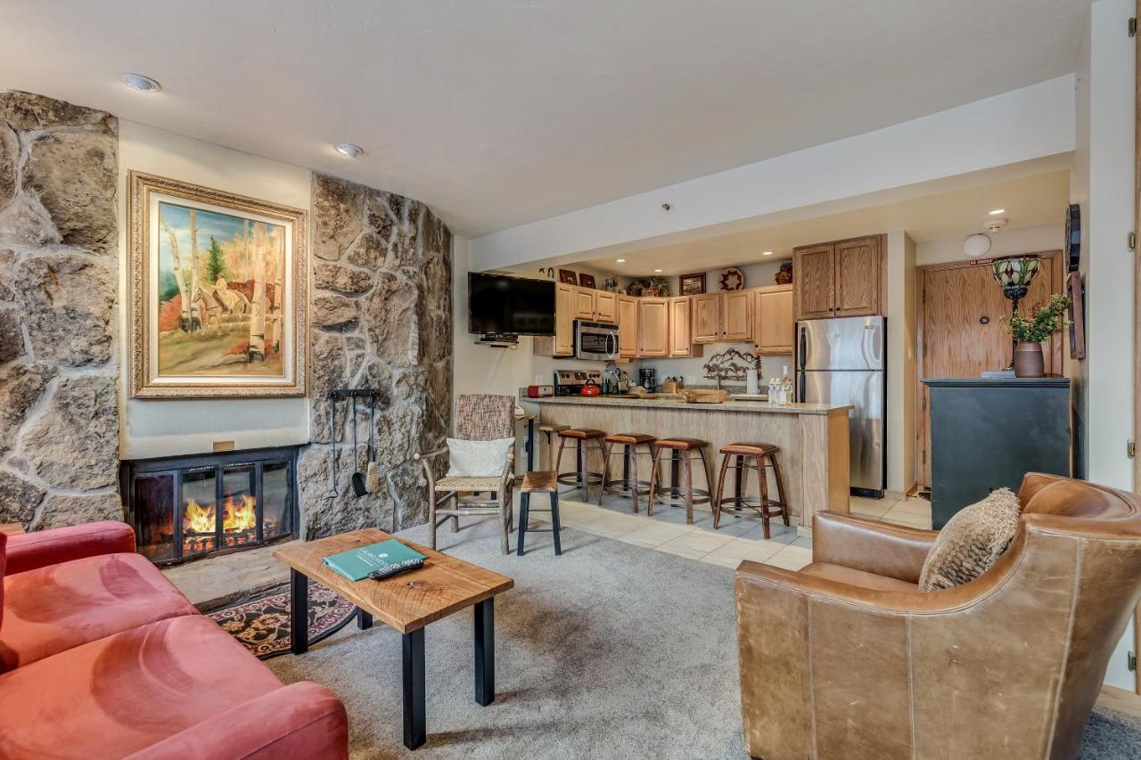 B&B Snowmass Village - Laurelwood Condominiums 305 - Bed and Breakfast Snowmass Village