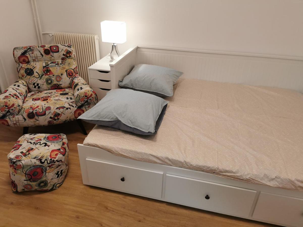 1min BusStop to St Germain En Laye - Chambourcy Center - Wei&Pei Apartment - B&B Chambourcy