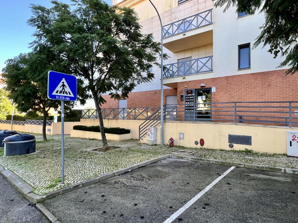 Albufeira Modern 3 With Pool by Homing - Chambres d’hôtes Branqueira