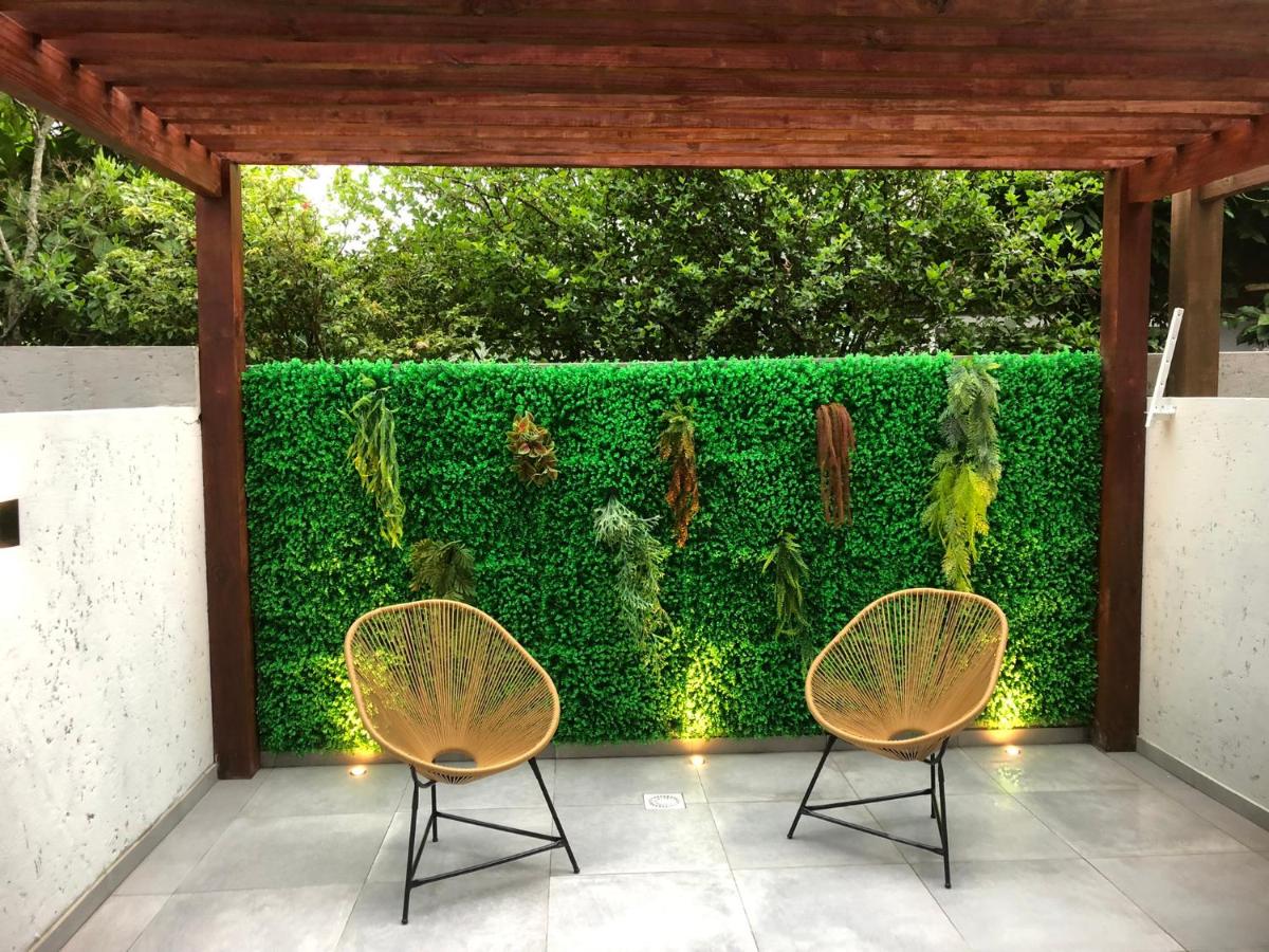 Sobrado Luxo a 600 metros da praia - B&B