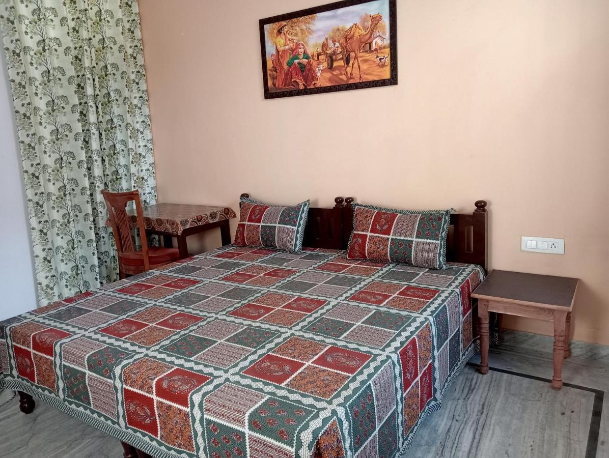 B&B Jaipur - Jaipur Marigold Homestay - Bed and Breakfast Jaipur