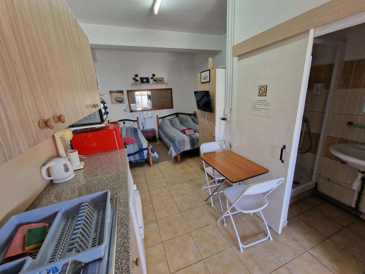 Nicosia rooms Studios - B&B Nicosia