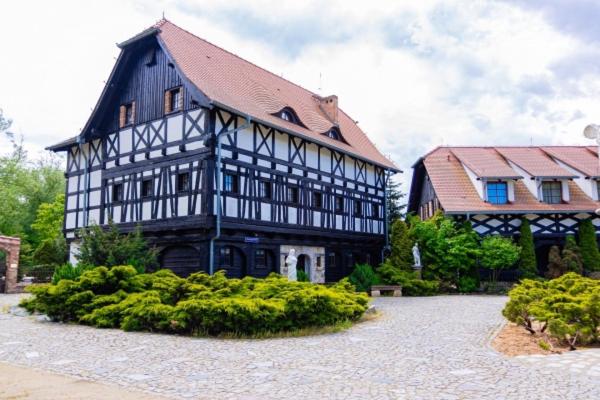 Karczma Rzym DWÓR - B&B