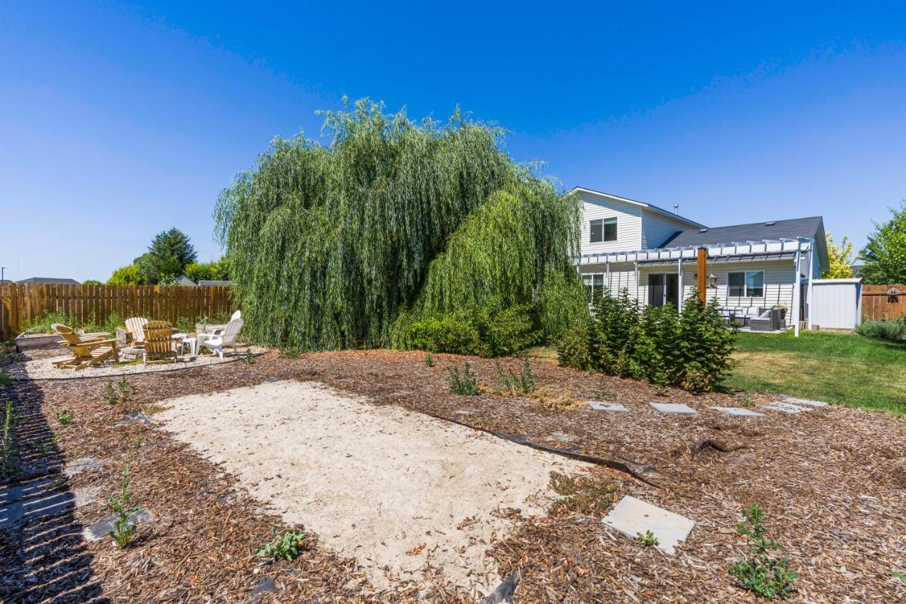 Caldwell Lux Getaway! Large Family Friendly Home - Chambres d’hôtes