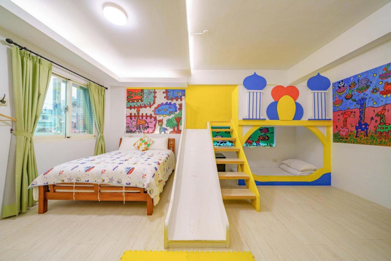 Family Room (4 Adults)