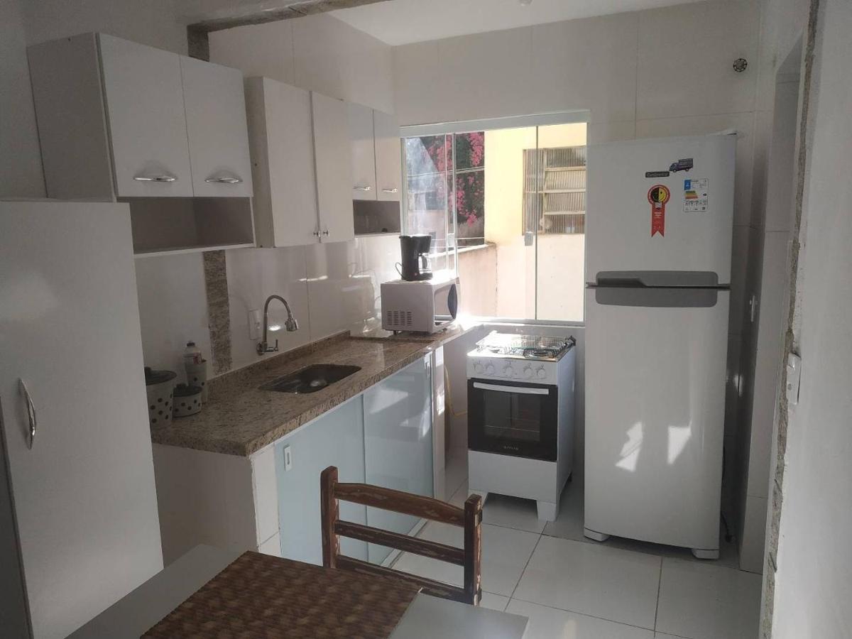 Confortável apartamento no centro ano bom - B&B