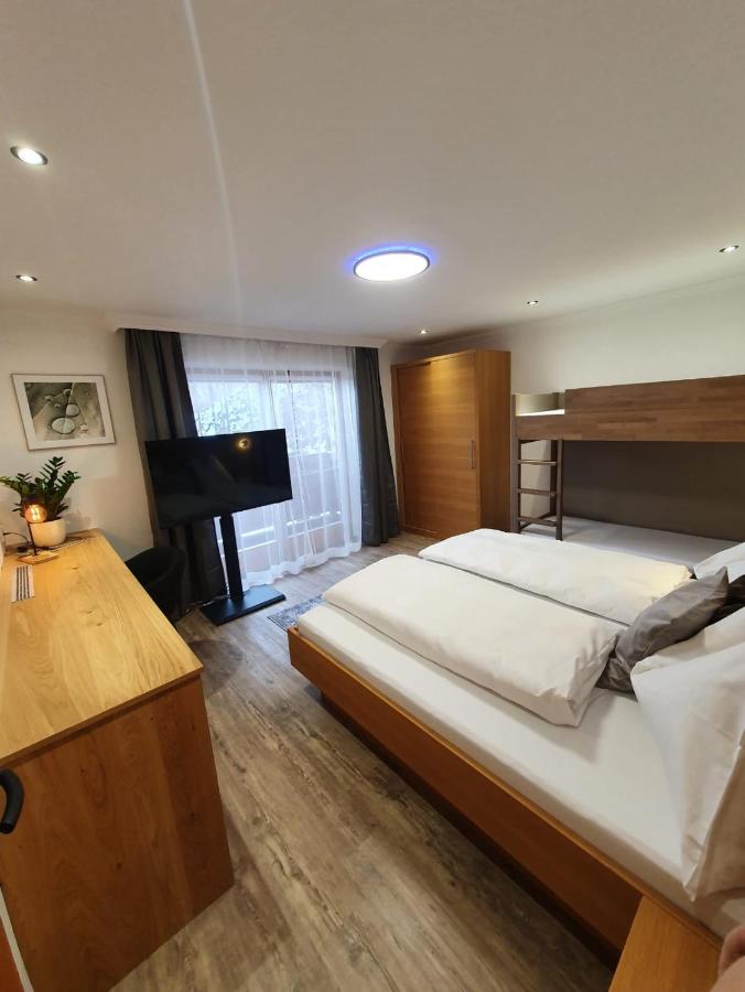 Appartamento con 3 Camere da Letto